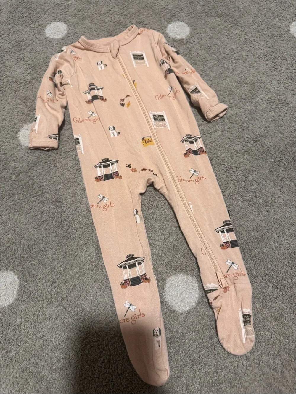 Kyte Baby Gilmore Girls Printed Footed Baby One-Piece 0-3 months